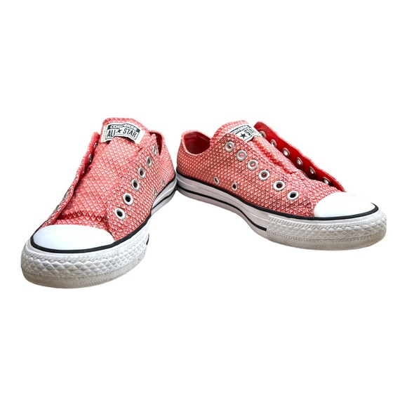 Sz 7 Peach Coral Diamond Textured Converse Sneakers - Picture 3 of 7